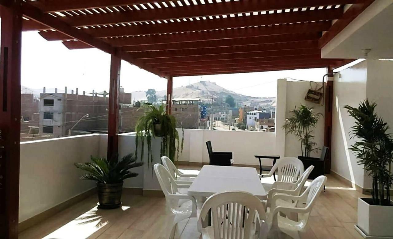 Hospedaje Luna Llena San Vicente de Canete Εξωτερικό φωτογραφία
